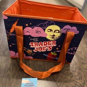 Trader joe’s stand-up collapsible gracerry totebag